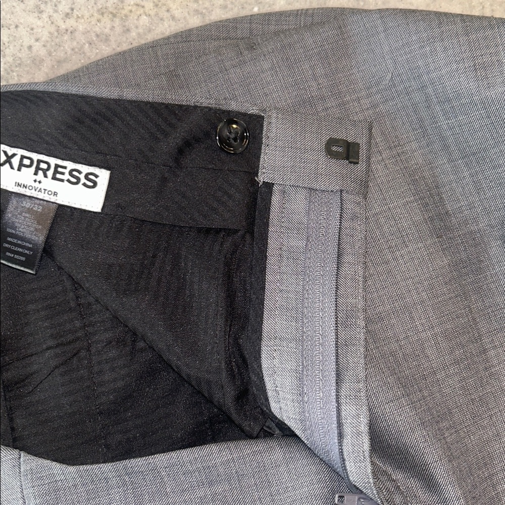 Express Innovator Men’s Dress Pants Gray Size 30/32 - Picture 8 of 10